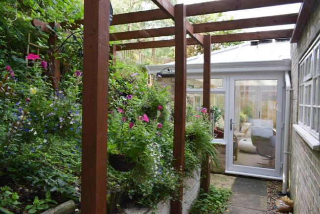 Rear Patio 1.JPG