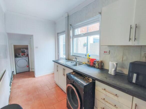 2 bed Terraced for sale Image 7