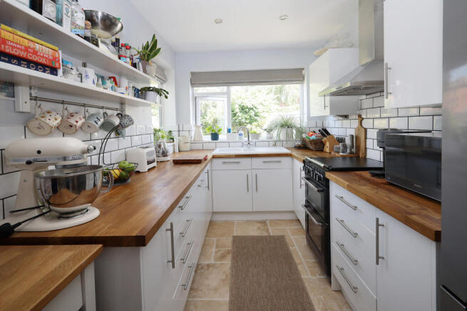 fitted kitchen