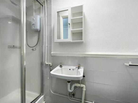 Flat 4_.jpg