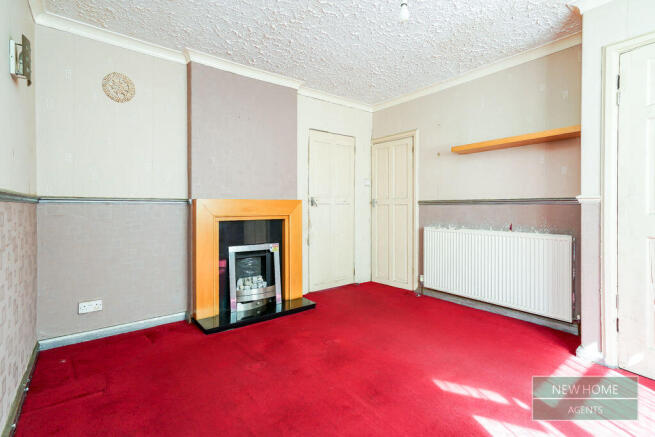 4 bed Semi-Detached for sale Image 4