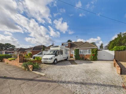 Woodwaye, READING, RG5 3HB