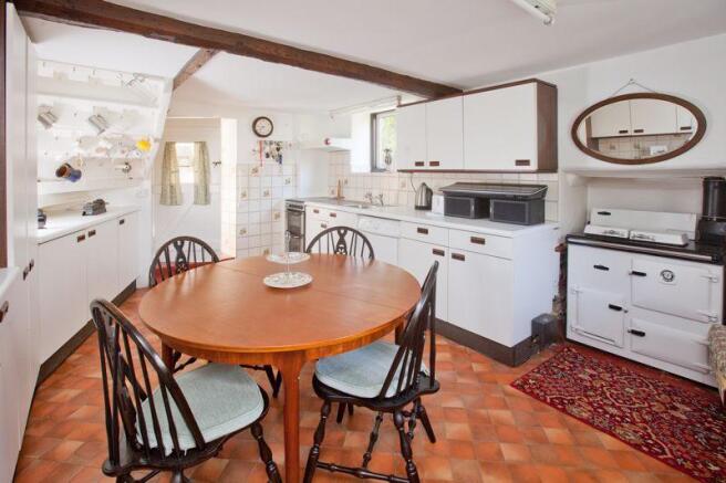 Kitchen / Brea...
