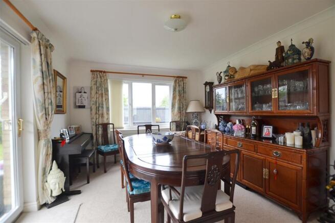dining room.JPG