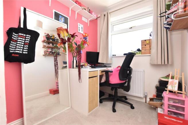 3 bed Semi-Detached for sale Image 10