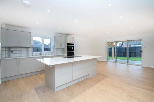 Willow Drive, Bourne, Lincolnshire, PE10 photo 4