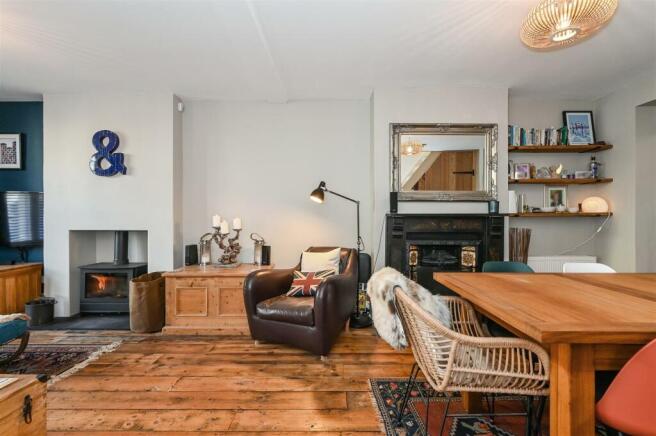 Sitting/Dining Room