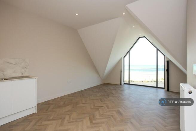 Kitchen/Lounge