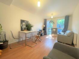 42, Keighley Close, London N7 9RT