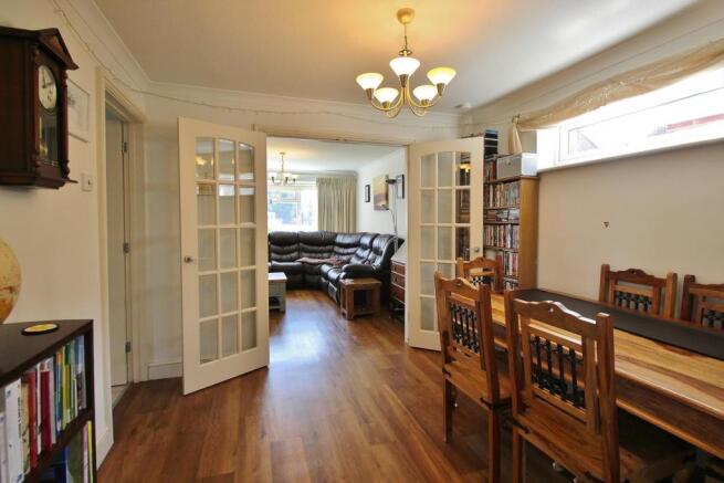 Dining Room 2.JPG