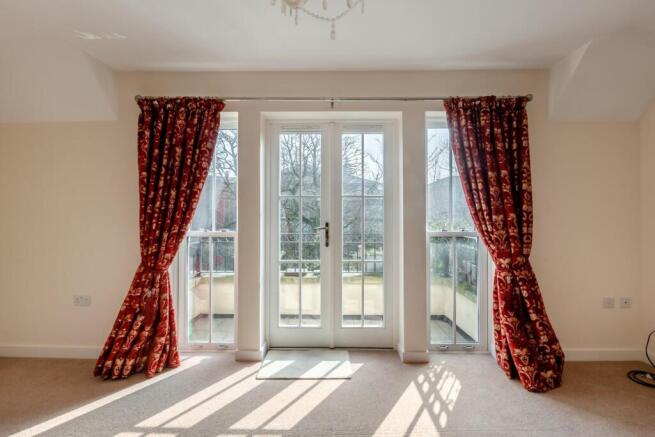 8639579-interior19.jpg