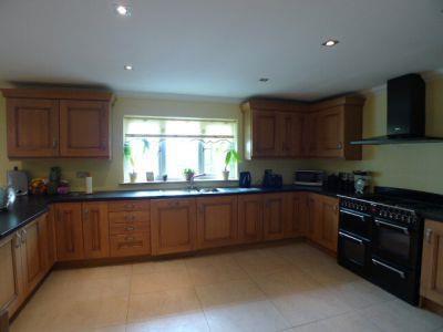 Kitchen/Dining