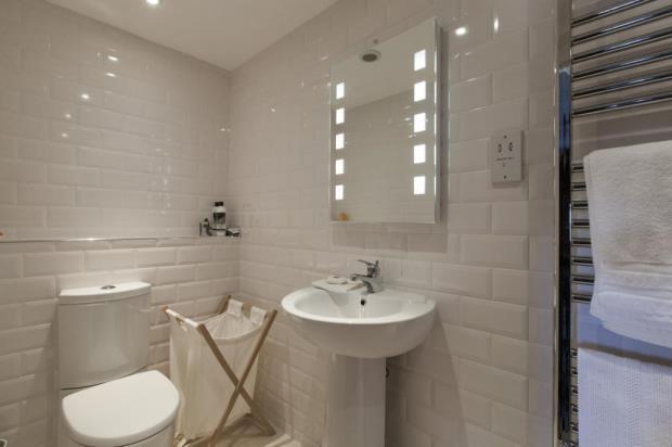 En Suite Bedroom 4