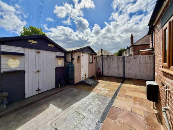 2 bed Semi-Detached for sale Image 12