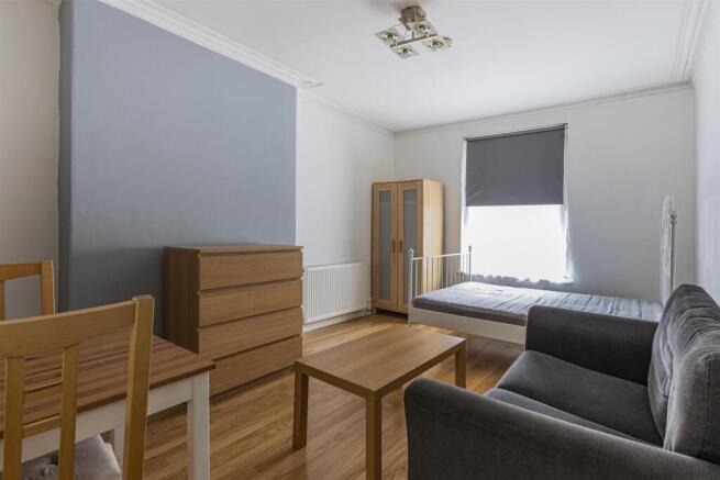 Ninian Road 15, 4-4.jpg