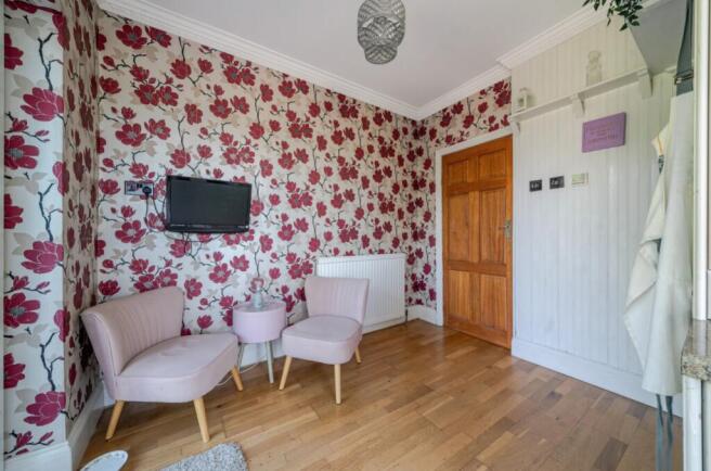 3 bed Semi-Detached for sale Image 9