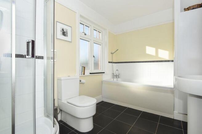 Family Bathroom 