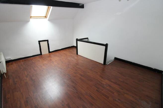 3 bed Terraced for sale Image 11