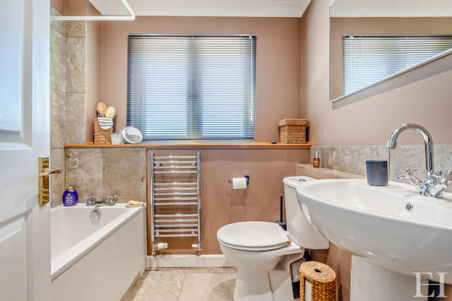 8616740-interiorW...