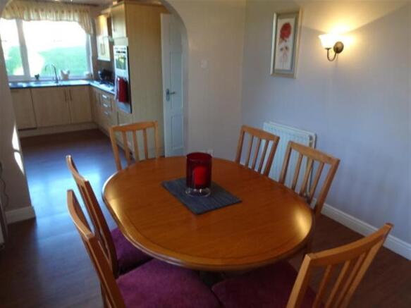 breakfast room