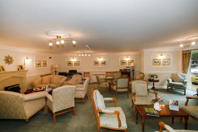 RESIDENTS LOUNGE