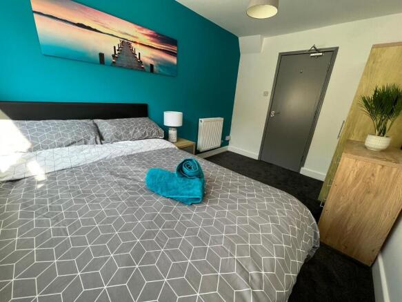 Room 2 at £600pcm