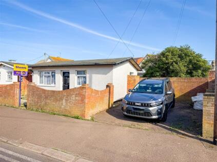 Broadway, Jaywick, Essex