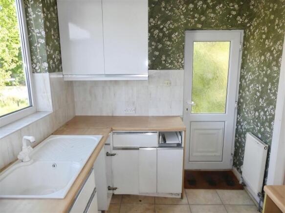 3 bed Detached for sale Image 5