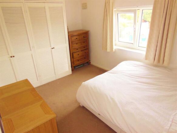 bedroom one.JPG