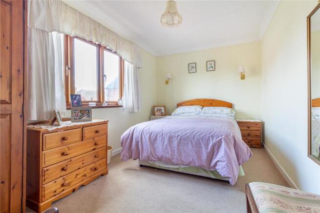 Bedroom-2-2.jpg