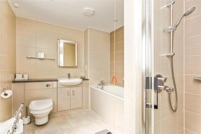 En Suite Bathroom