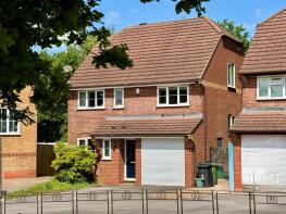 3, Hungerford Close, The Prinnels, Swindon SN5 6NA