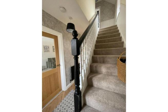 2 bed Semi-Detached for sale Image 10