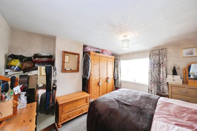 2 bed Semi-Detached for sale Image 9