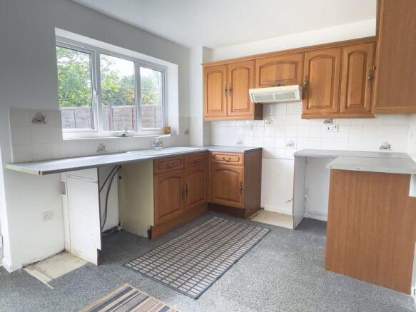 Kitchen/Dining...