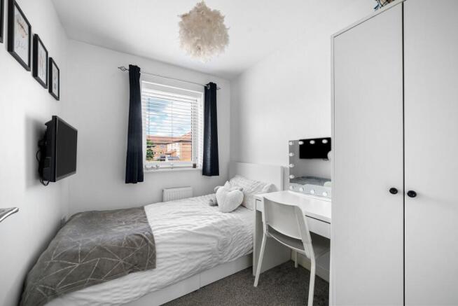 4 bed Detached for sale Image 11