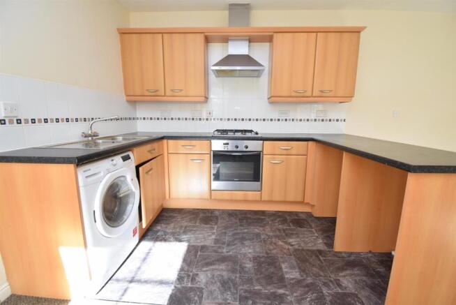 2 bed Flat to rent Image 4