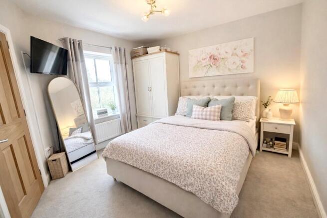 3 bed Terraced for sale Image 10