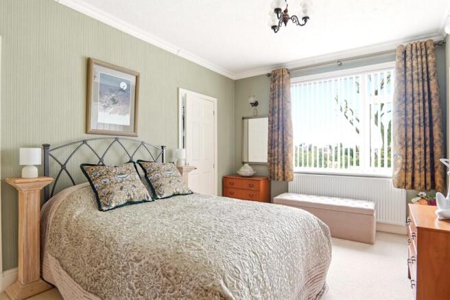 3 bed Detached for sale Image 11