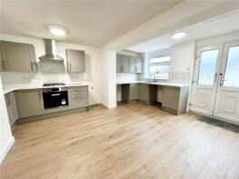 16, Sidcot, Brislington, Bristol BS4 4TY