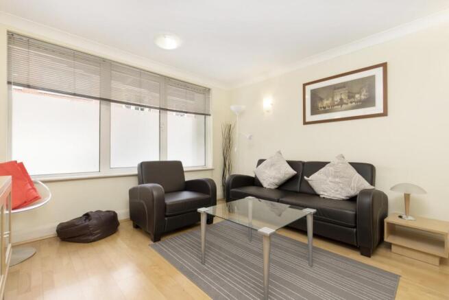 Regency Court F1 - rec