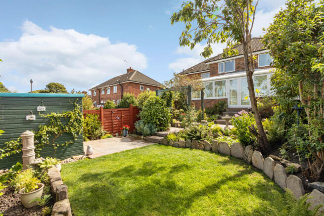 3 bed Semi-Detached for sale Image 12
