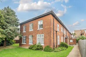 34, Astra Court West, Astra Close, Hornchurch RM12 5NJ