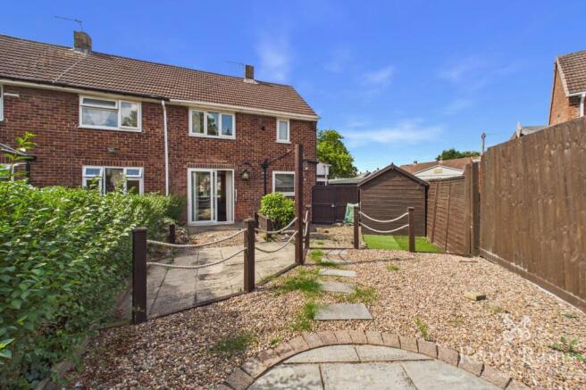 2 bed Semi-Detached for sale Image 10