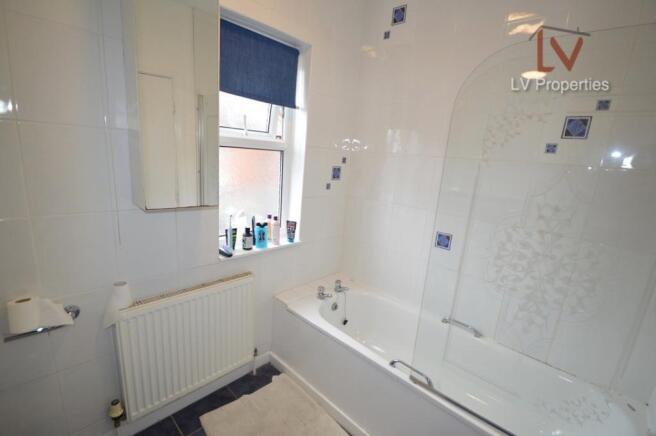 6 bed Terraced to rent Image 8