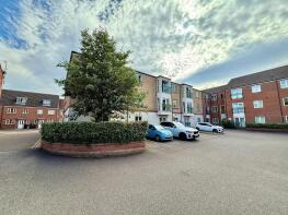 173, Riverside Drive, Lincoln LN5 7NZ