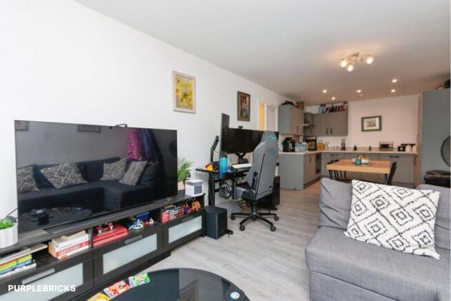 Moorfield Place, Farnborough, GU14 photo 4