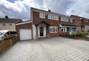 62, Howley Grange Road, Halesowen B62 0HS