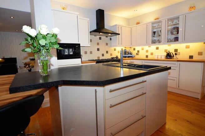 Kitchen 2
