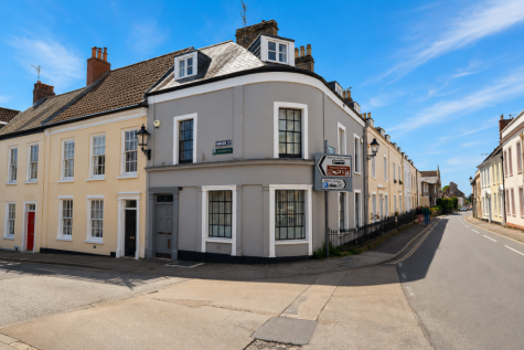 Sadler Street, Wells